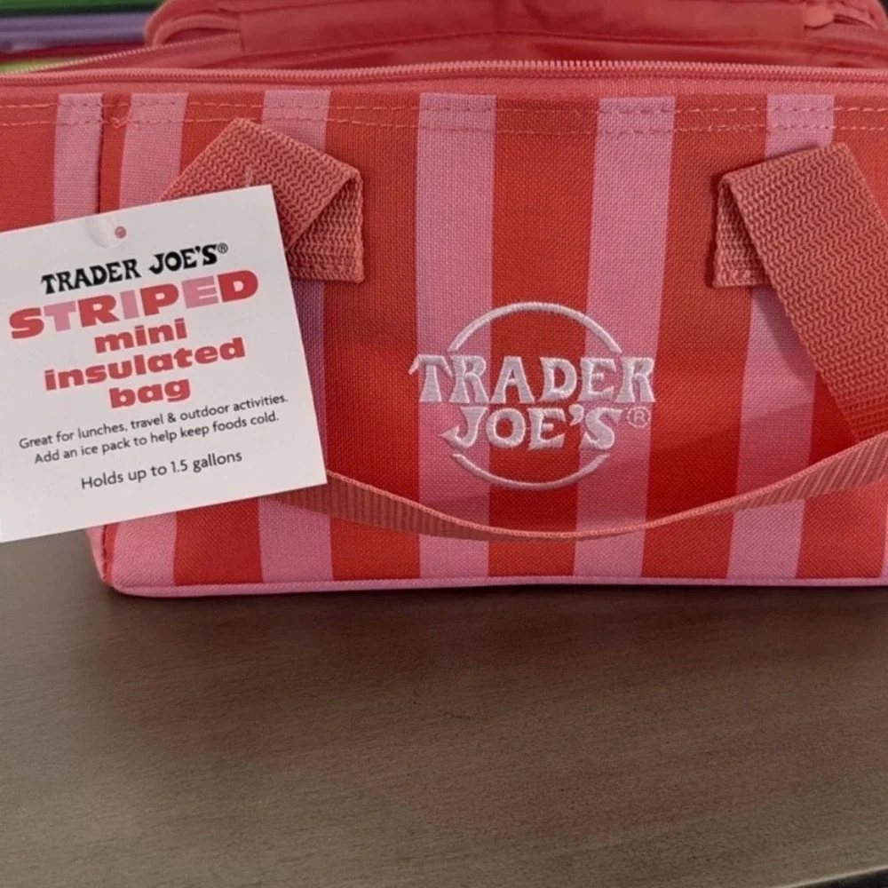 Trader Joe's Striped Mini Insulated Bag Pink Magenta 1.5 Gallon Cooler NWT - Picture 3 of 6